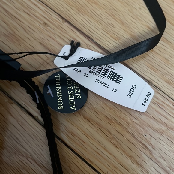 Victoria secret - Picture 2 of 3